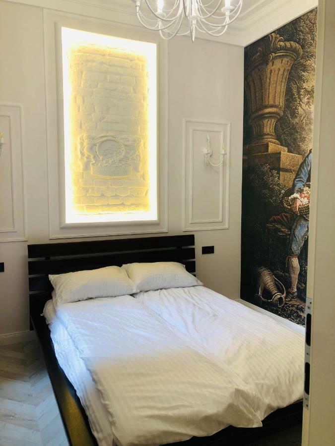 Vip Apartment History Lviv Eksteriør billede